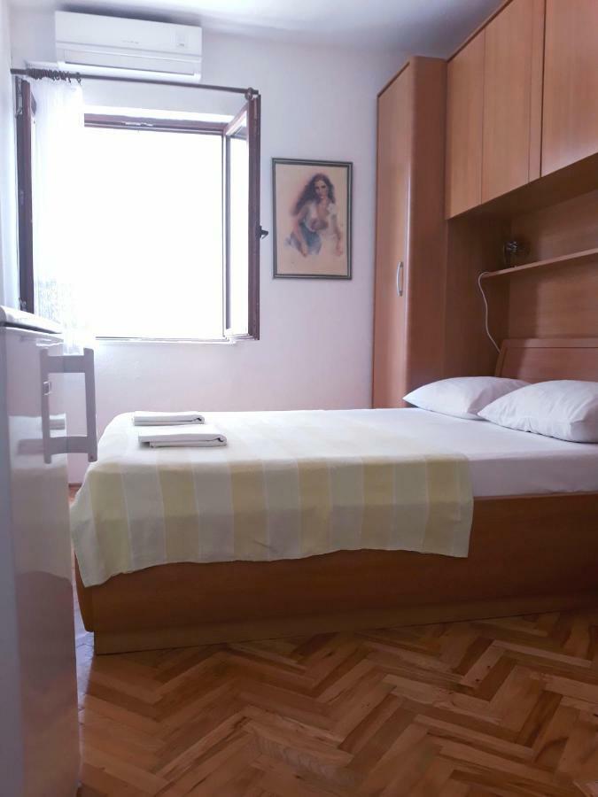 Apartmani I Soba Andrijasevic Makarska Exterior photo